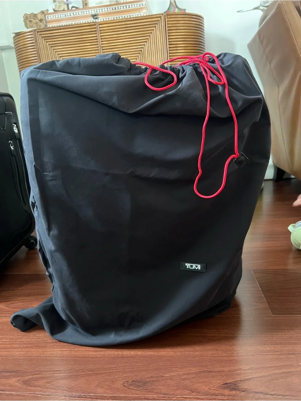 NWT Tumi Black Arrive Spinner Carry-On
